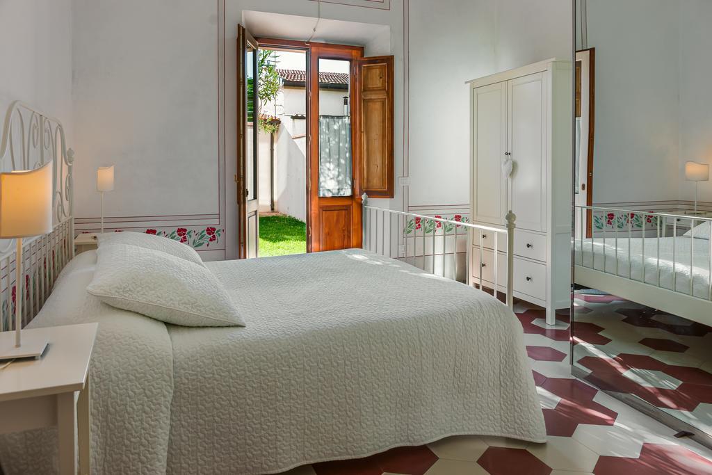 Villino Ermione Hotel Marina Di Pisa Room photo