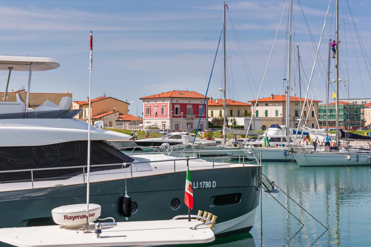 Villino Ermione Hotel Marina Di Pisa Exterior photo